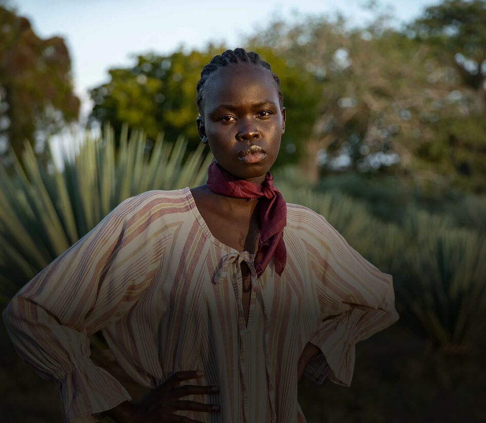 The Nomad Who Weaves Worlds